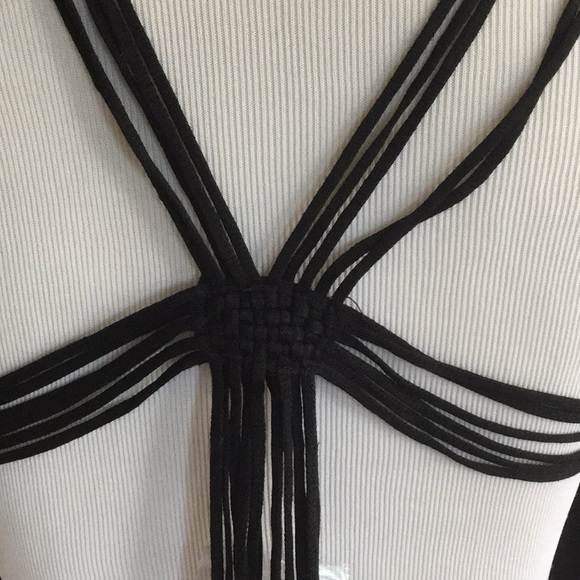 Strappy Backless Top - Picture 3 of 7